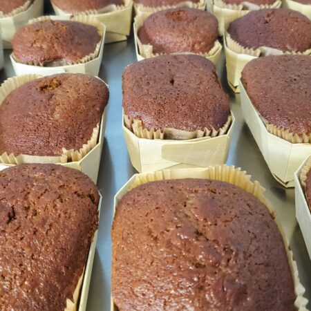 PAIN D’EPICES AU MIEL • Pain d’épices 250g : 6,00 € TTC • Pain d’épices 500g : 10,00 € TTC